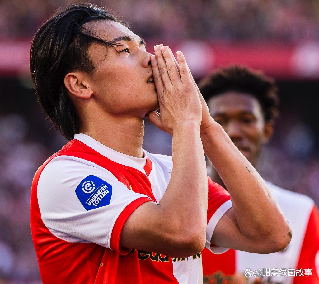 九游网页版-赛地聚焦:荷甲集结日热度飙升,新奥尔良鹈鹕战术微调,话题不断,年轻球员得到机会的简单介绍