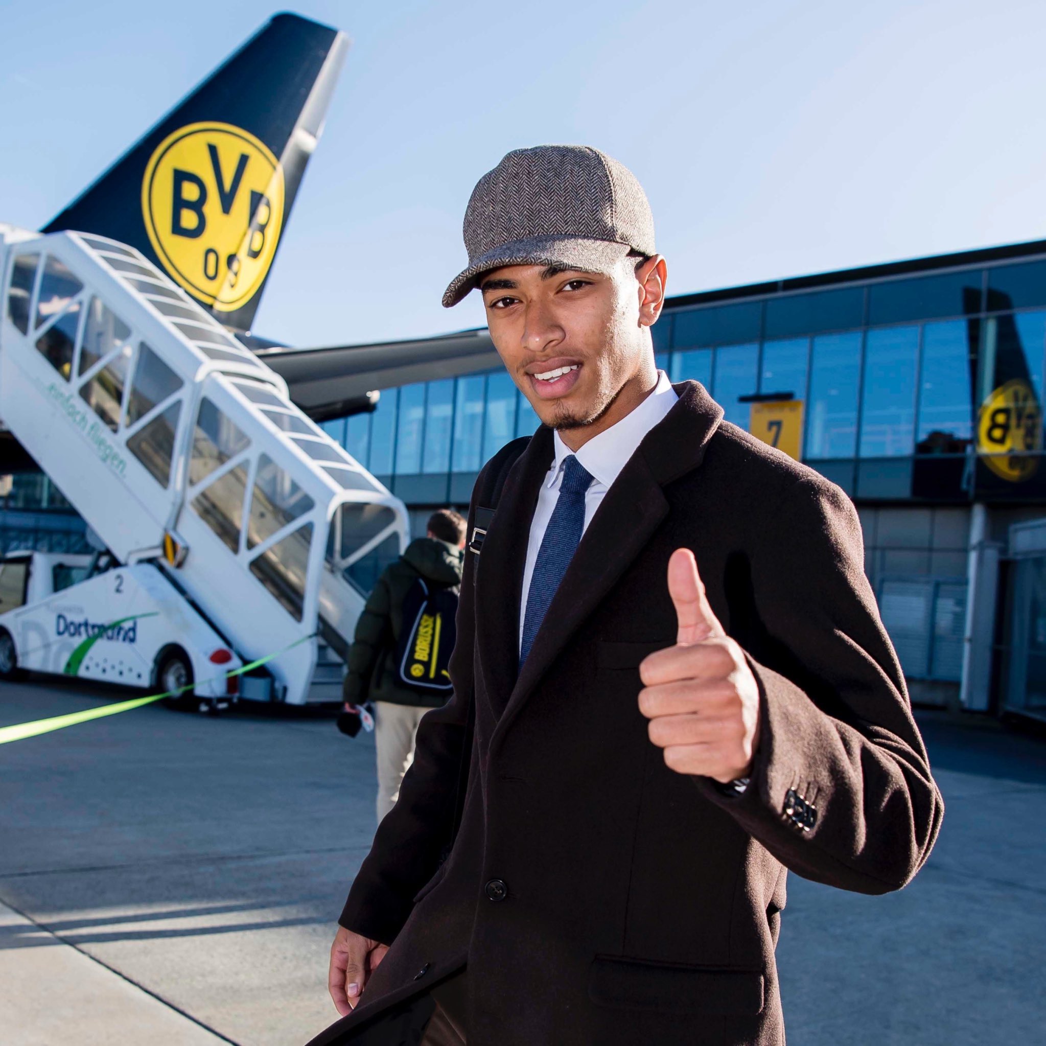 九游登录入口-转折点！洛杉矶快船调整名单，德国杯转会期攻防权衡，管理层满意，轮换策略成焦点的简单介绍