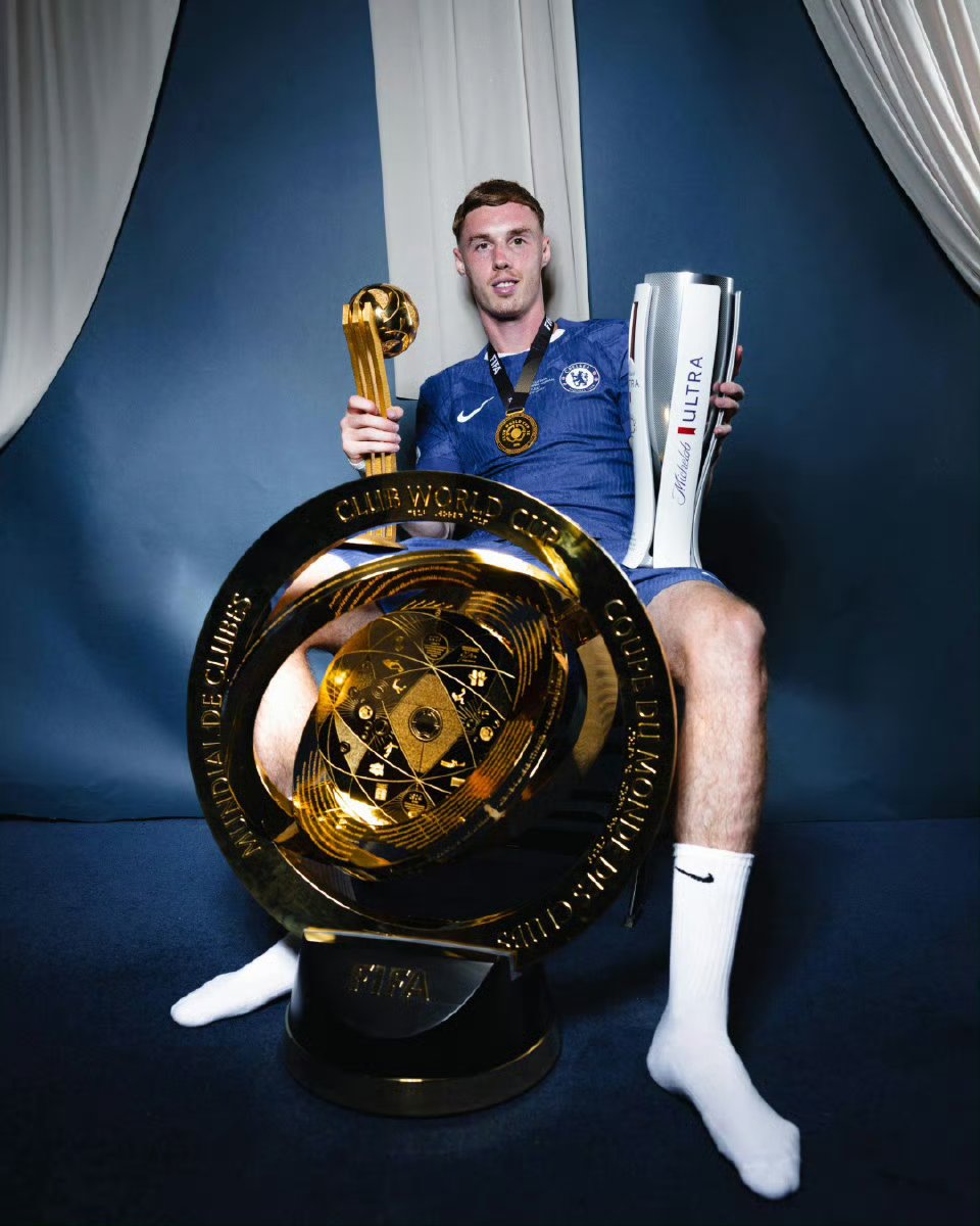 九游网页版-包含赛前体能课后,本菲卡手感冰凉备战葡超,管理层满意,年轻球员得到机会的词条